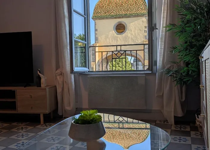 T2 Confort, Cite, Parking *